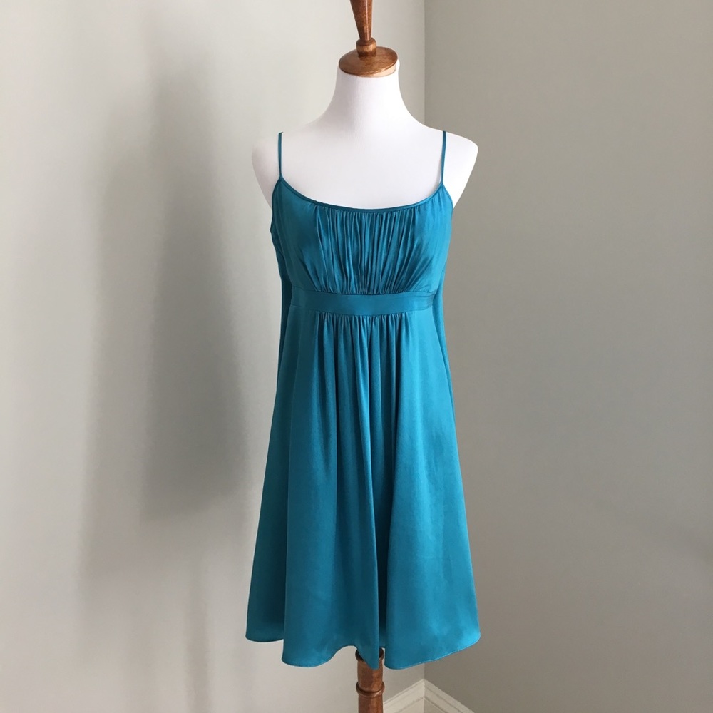 100% Silk dress by Laundry 👗