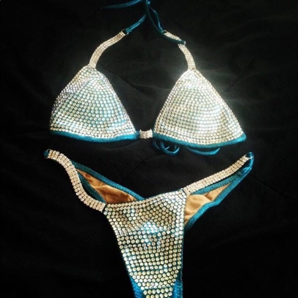 Ravish Sands competition bikini
