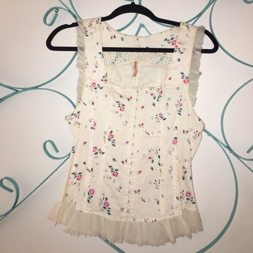 Free People floral ribbed vest 💐