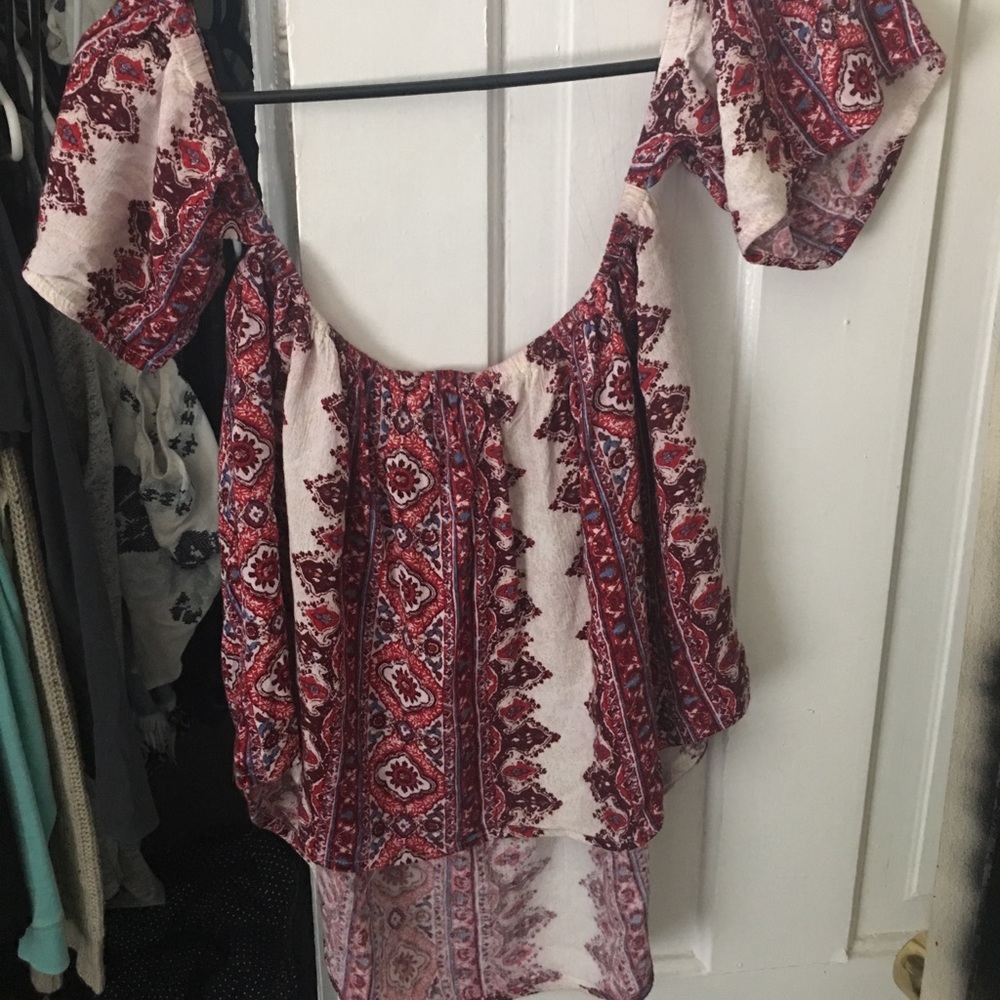 Buckle off the shoulder shirt