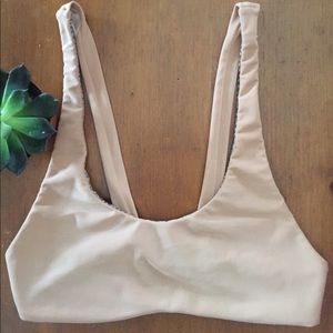 Acacia kanaoi top in topless, NWOT