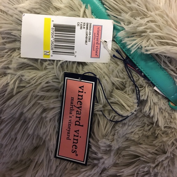 Vineyard Vines turquoise enamel leather belt! - Picture 2 of 6