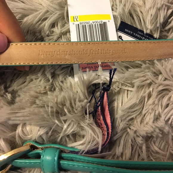 Vineyard Vines turquoise enamel leather belt! - Picture 5 of 6