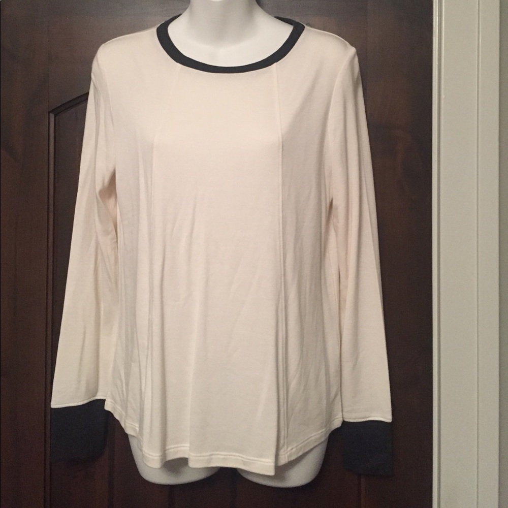 Off white and grey athleisure wear top