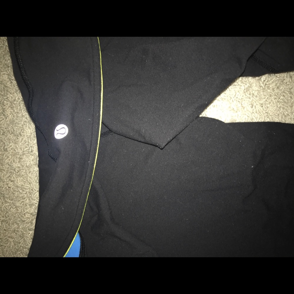 lululemon - Picture 2 of 3