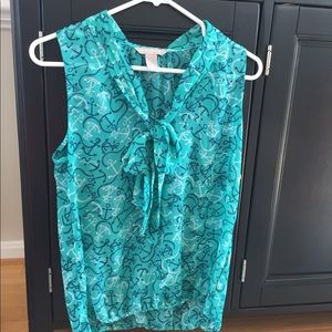 Banana Republic sleeveless anchor blouse.