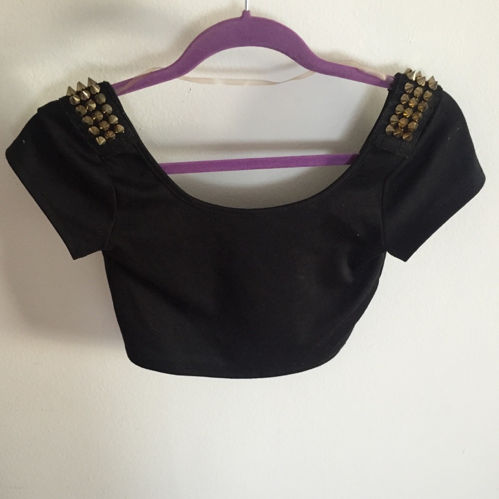 Black crop top