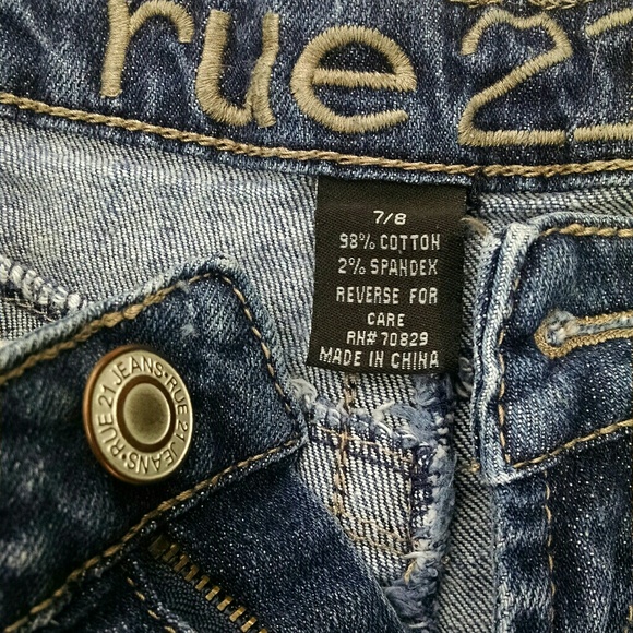 ✨SALE✨ Rue 21 Distressed Jean Shorts - Picture 2 of 3