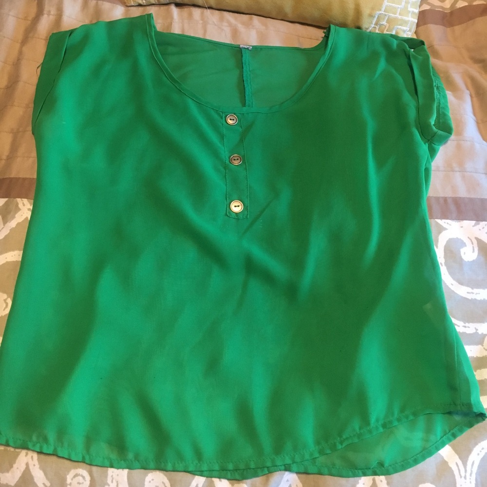 Cute blouse!