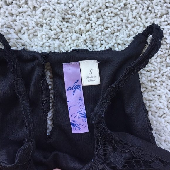 Don't wear! Worn once! BRAND NEW!! High quality !! - Picture 2 of 2