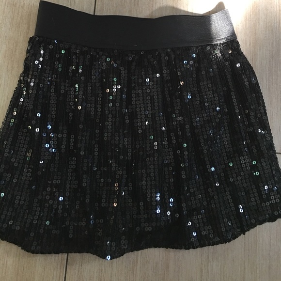 Girls black sequins bubble skirt - Picture 6 of 6