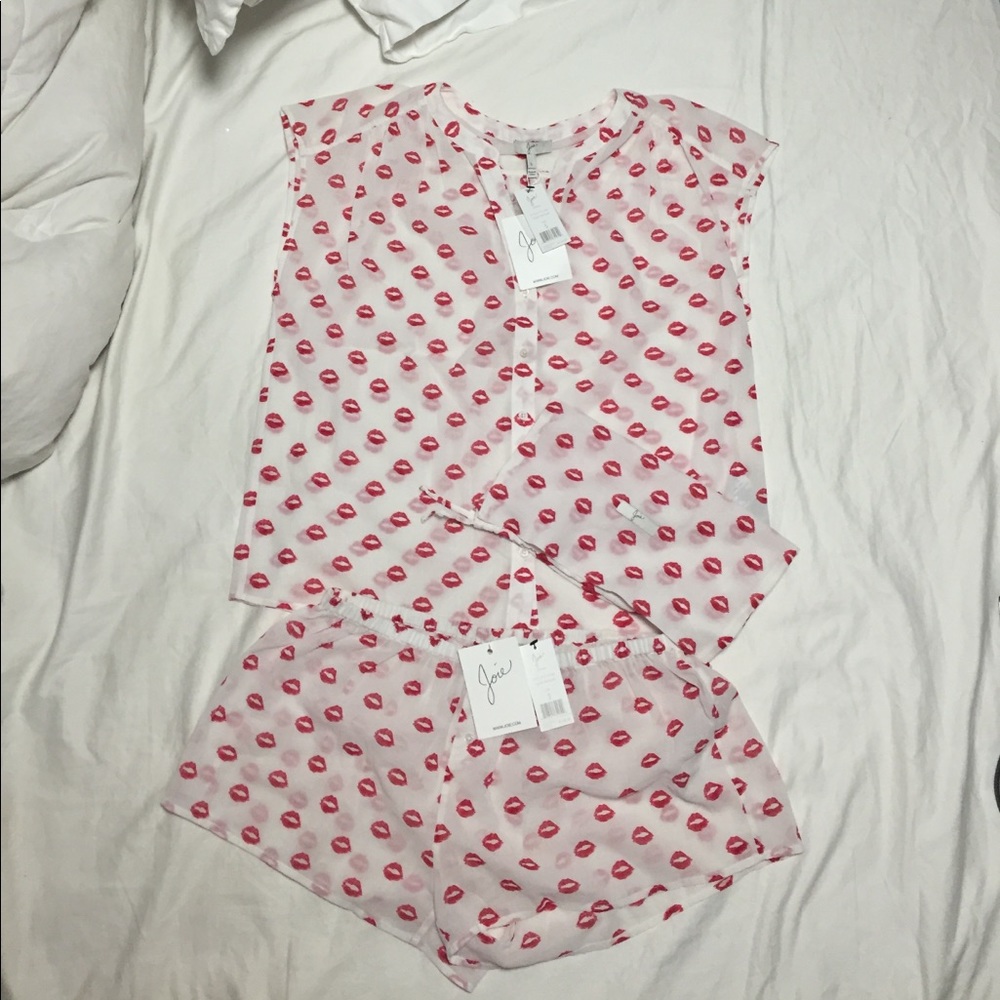 Brand New Tags Attached DARLING Joie Night Set S