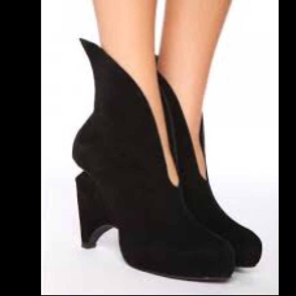 Jeffrey Campbell Blakely booties