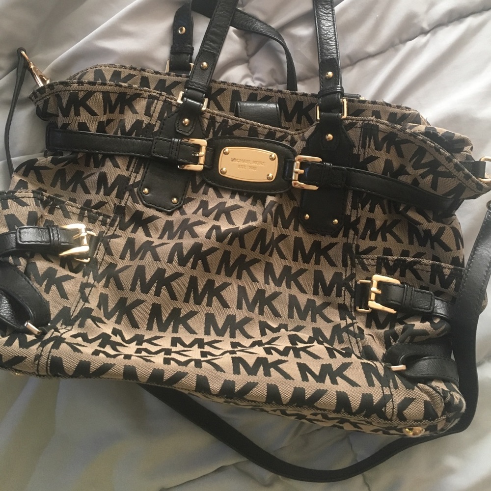 Michael kors handbag