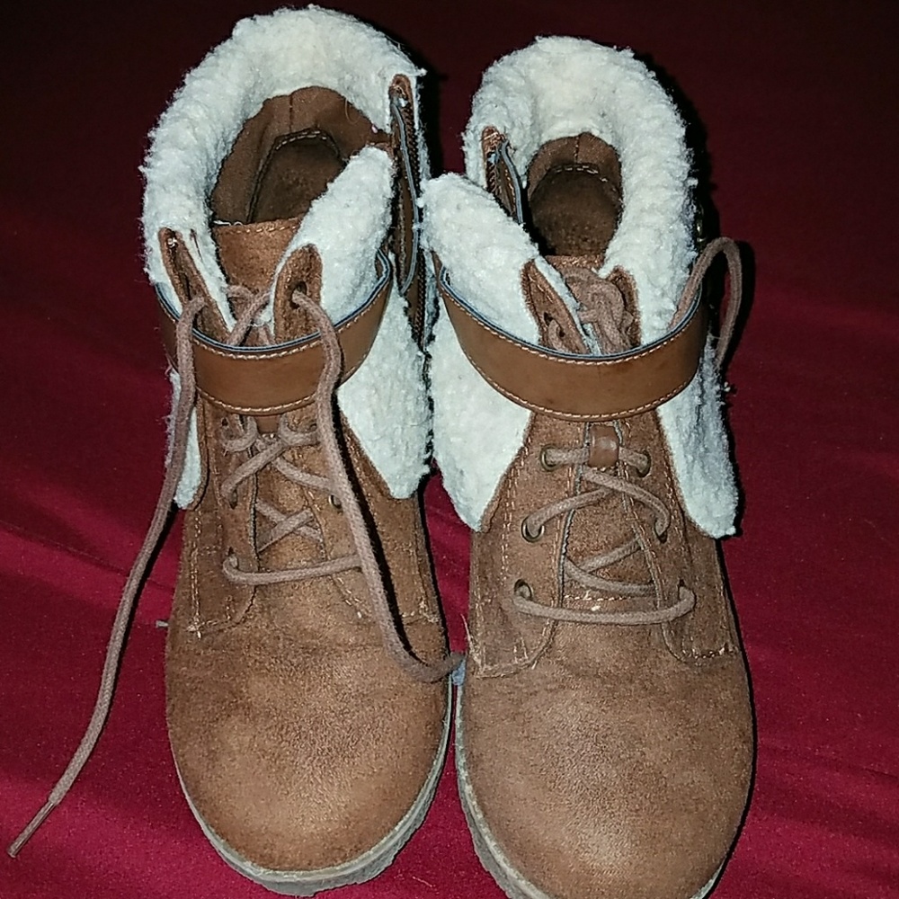 Mudd ankle boots