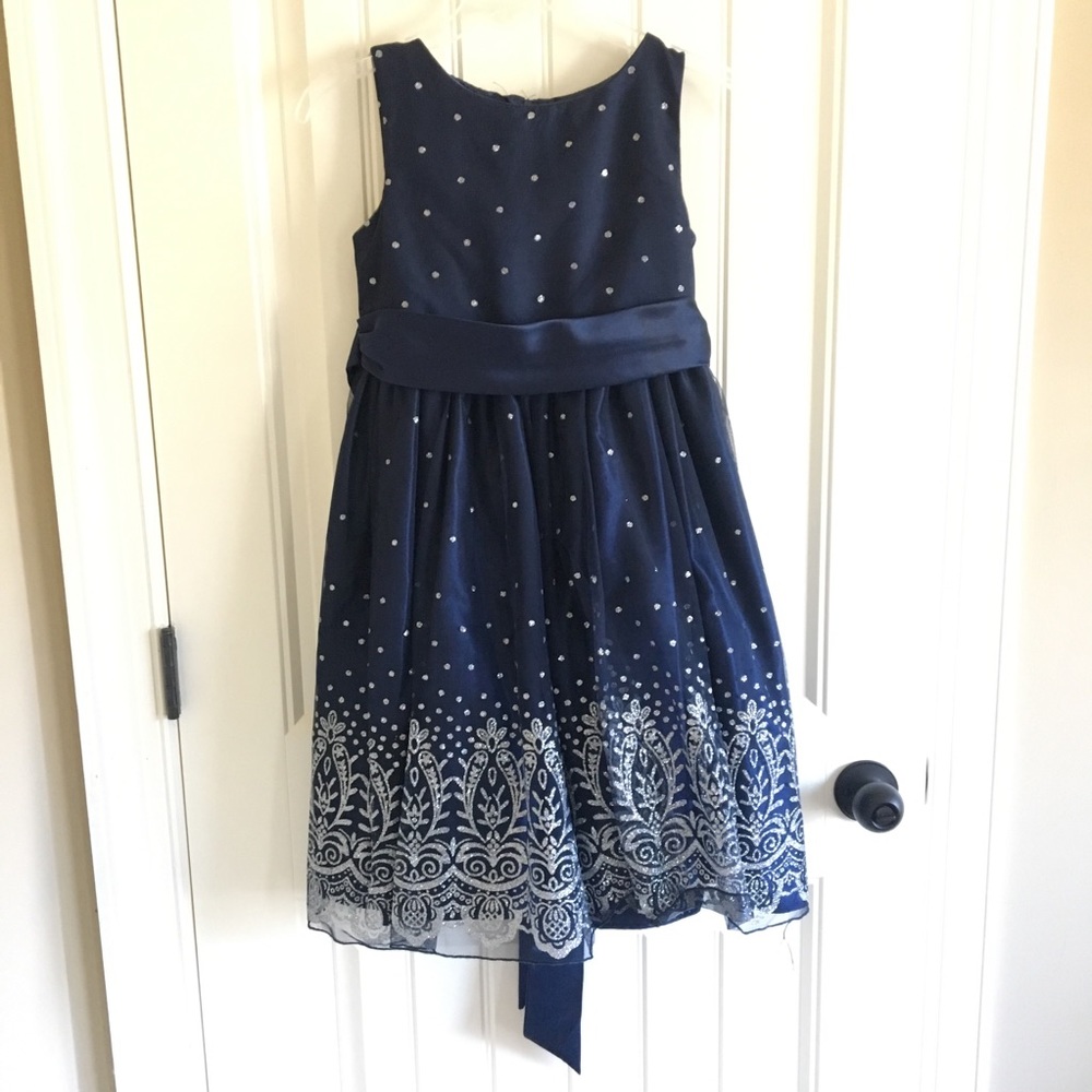 GIRLS SZ. 12 FLOWER GIRL/ PARTY DRESS: WORN ONCE!