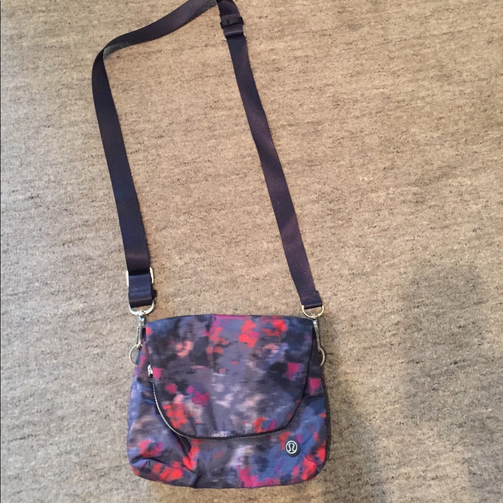 Lululemon Purse