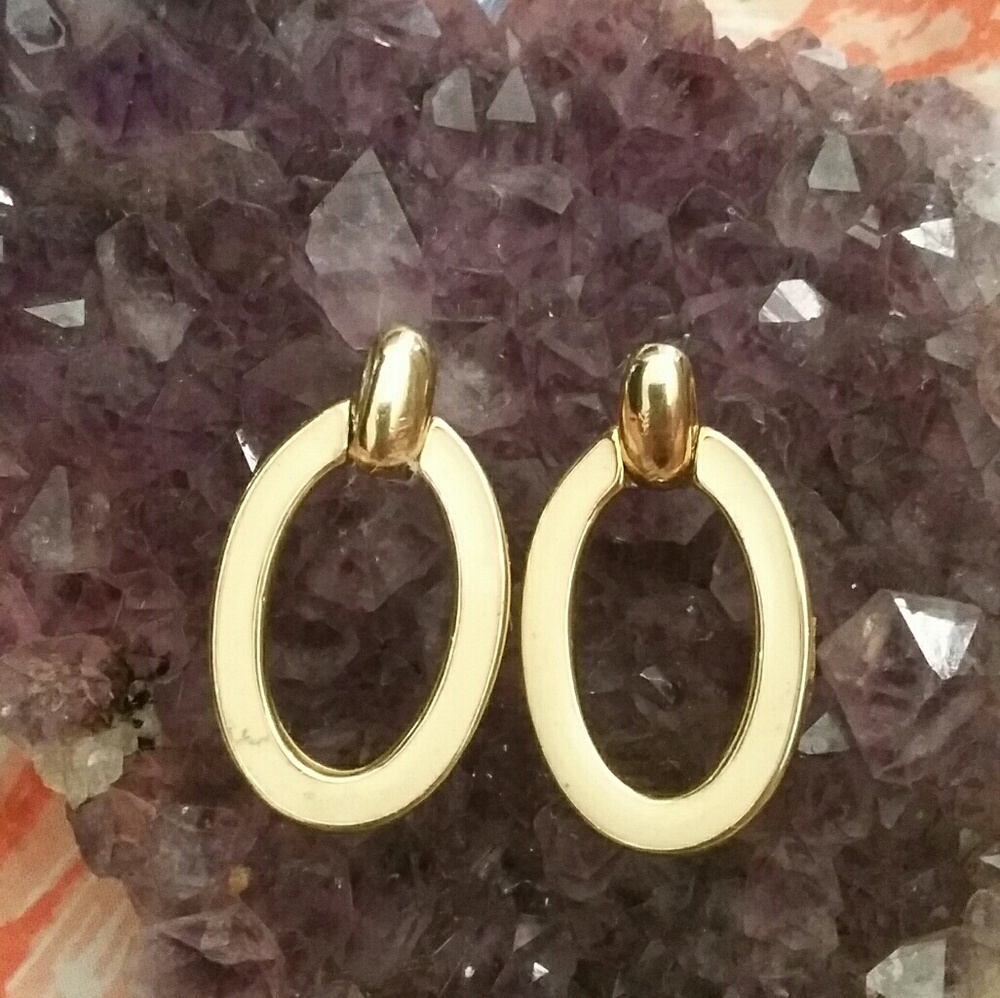 Vintage gold colored and cream earrings