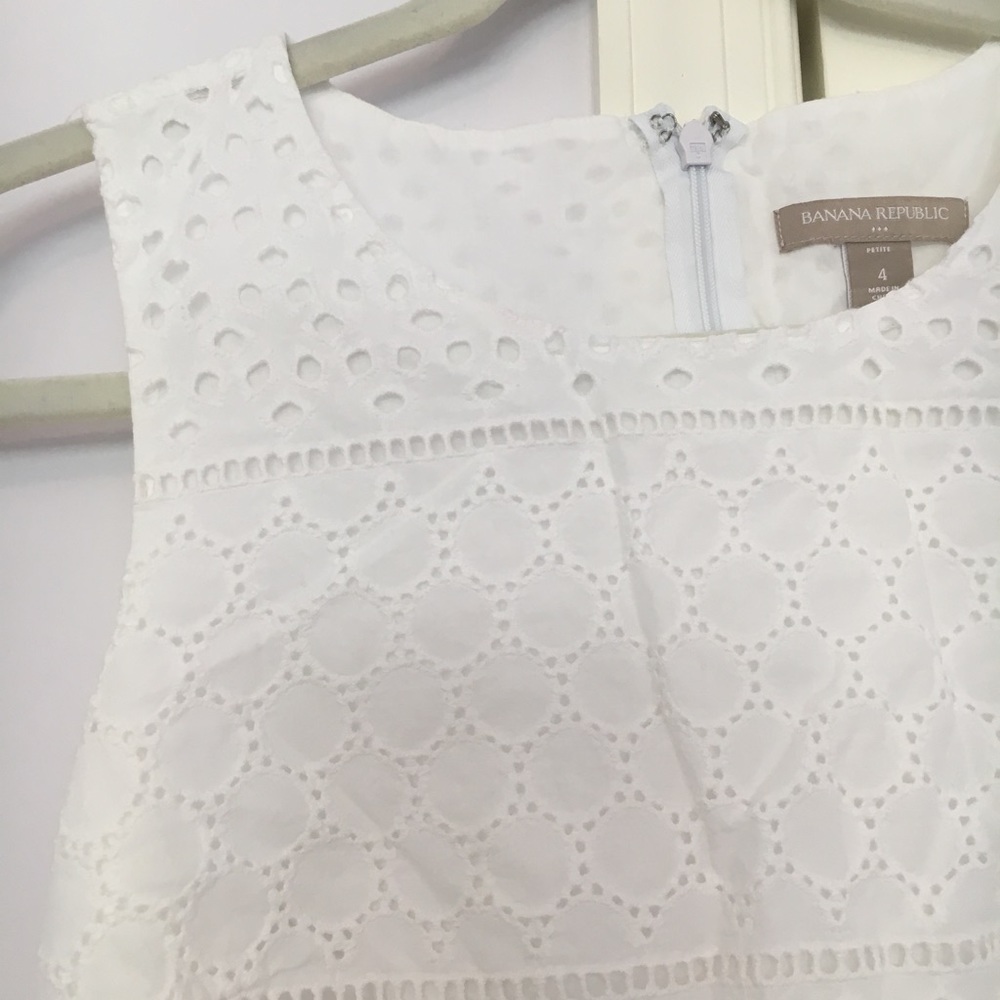 Banana Republic Sleeveless Top