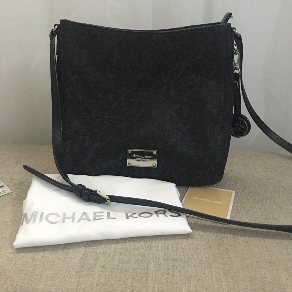 Michael Kors crossbody bag