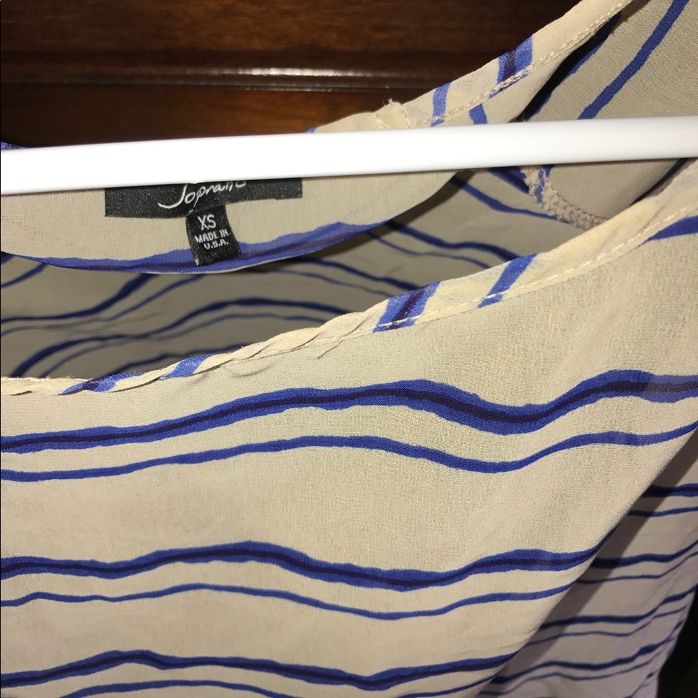 Summer tee ' - Picture 2 of 3