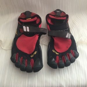 Men's Vibram Five Fingers TrekSport size 42