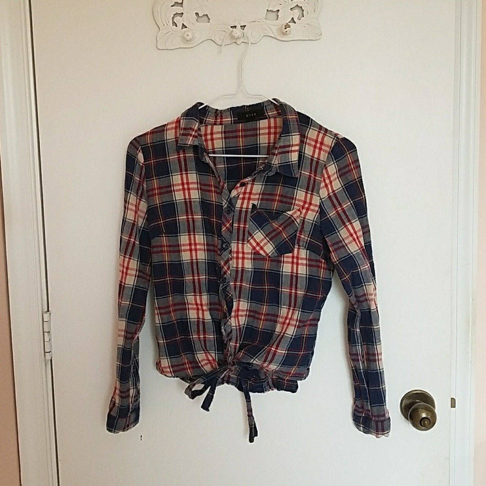Long-sleeve plaid shirt