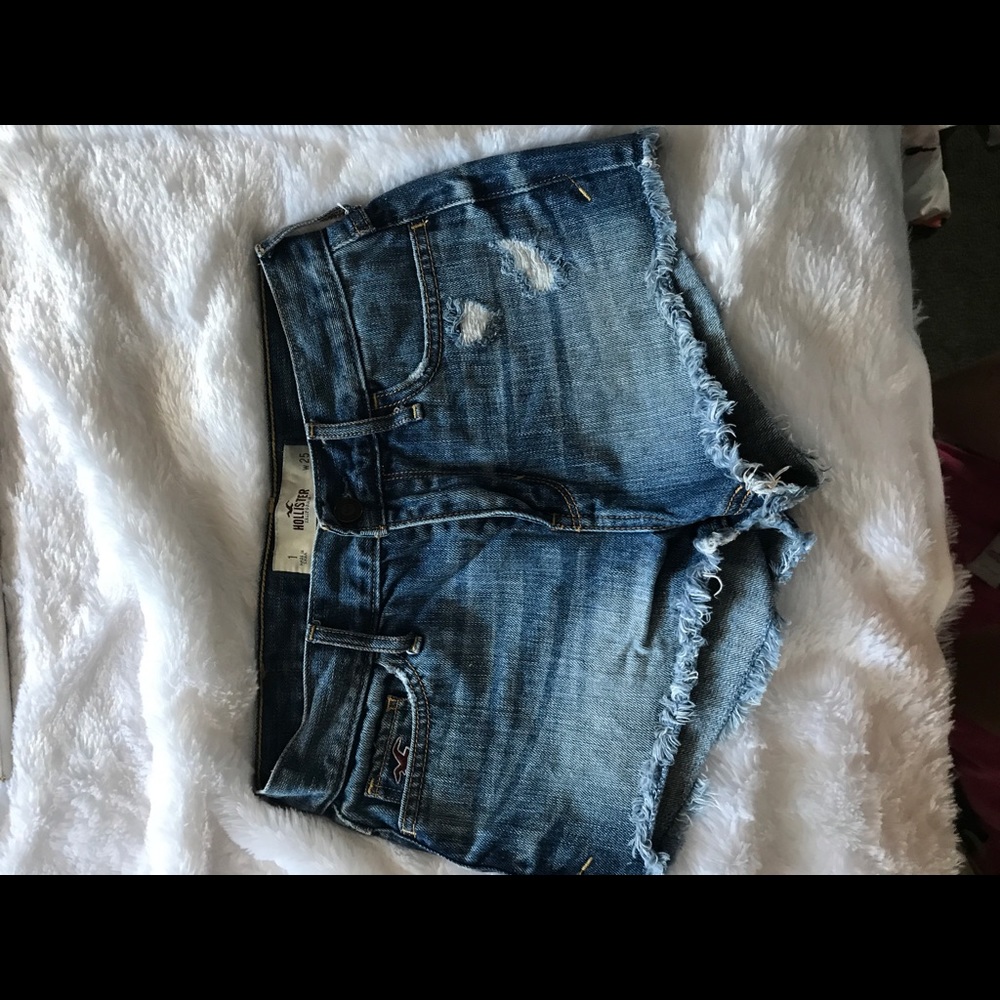 High waisted Hollister shorts