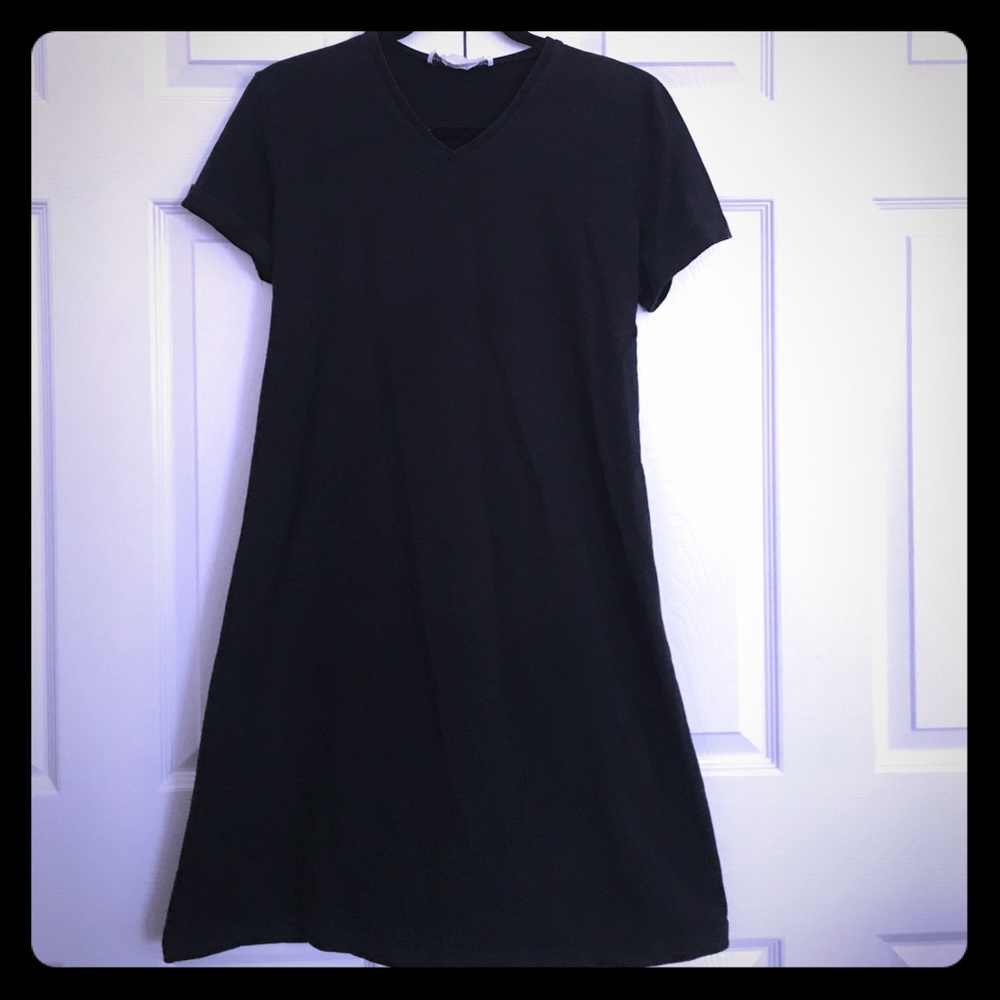 Motherhood black dress
