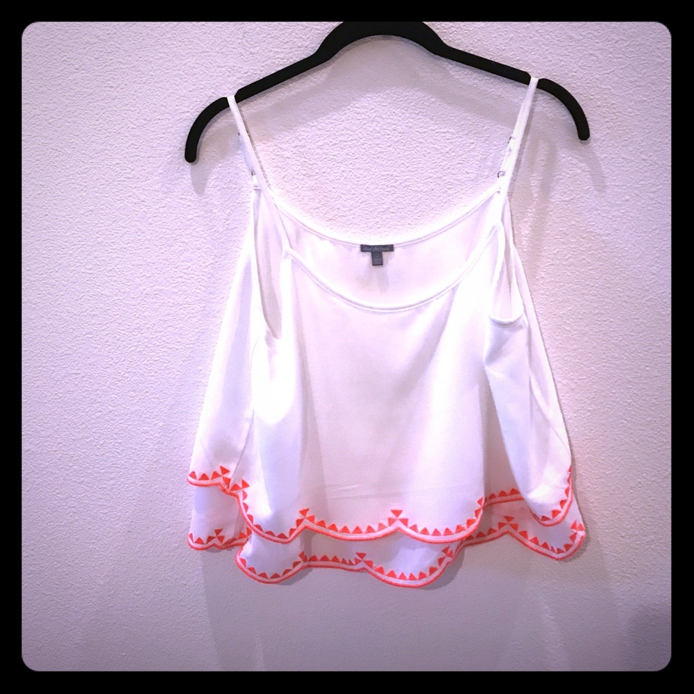 Crop top with scalloped bottom