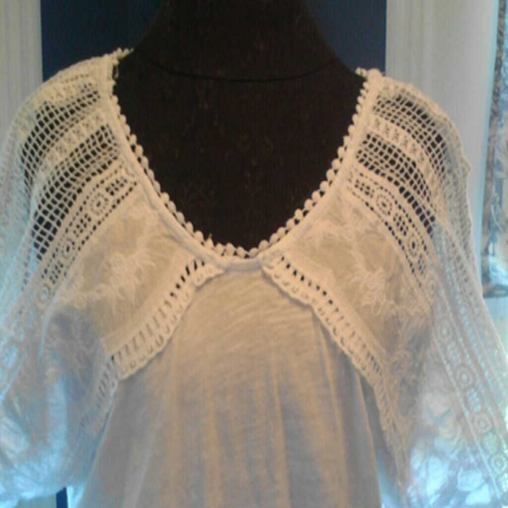 Lauren Conrad crochet lace embellished