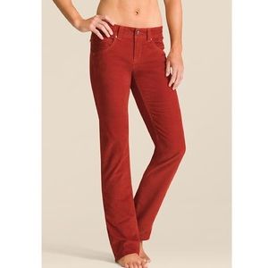 ATHLETA FRONTIER CORD- RED SPICE