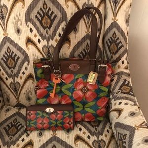 Fossil purse and wallet