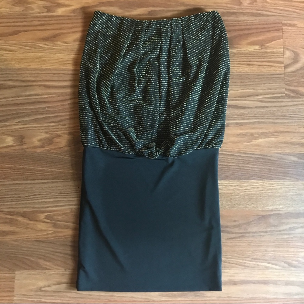 Gold sparkle strapless dress