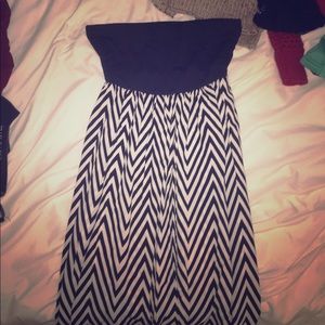 Strapless patterned Maxi dress
