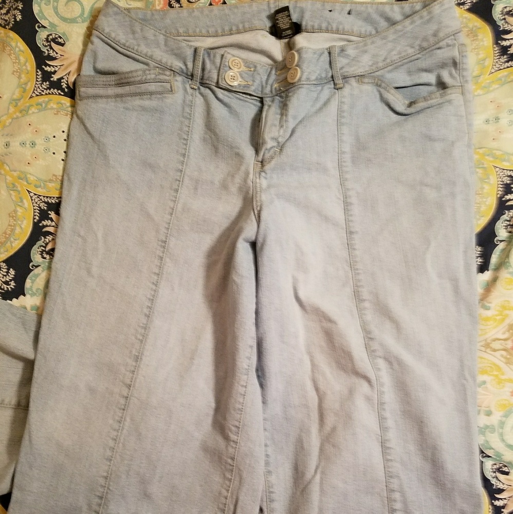Lane Bryant Capris 18
