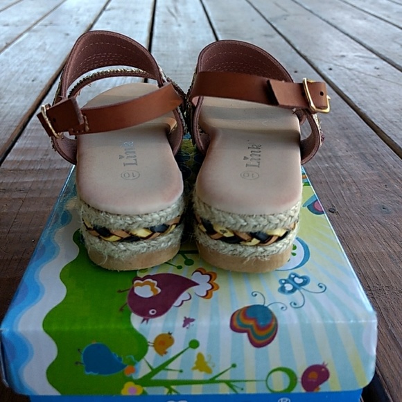 Tiny Platform Sandal - Picture 3 of 5