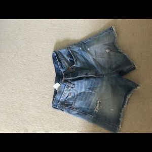 Levi jean shorts