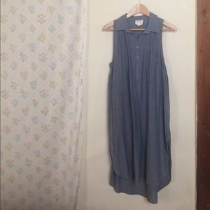 ⏰24 hr sale ⏰ Anthro blue long side split shirt