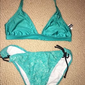 Fun Summer suit!! Teal, perfect condition- size M