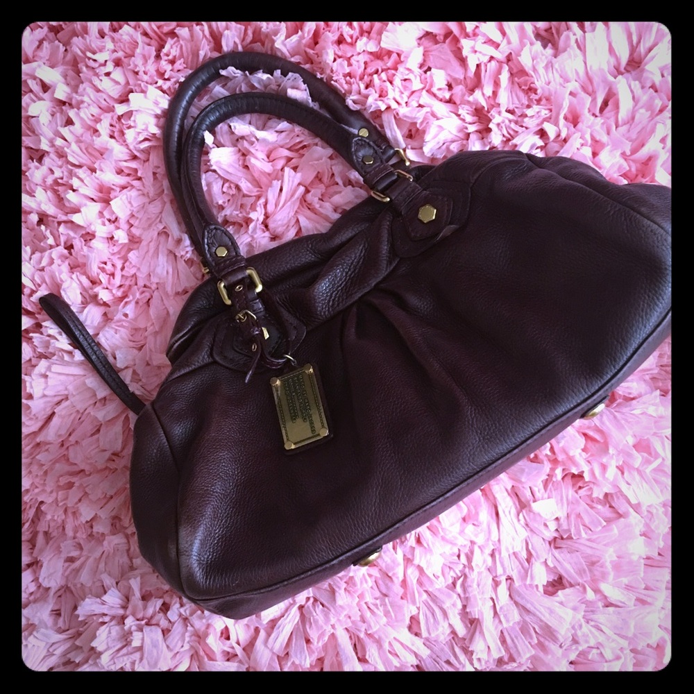 Marc by Marc Jacobs. Classic Q Groove Bag - Picture 1 of 5