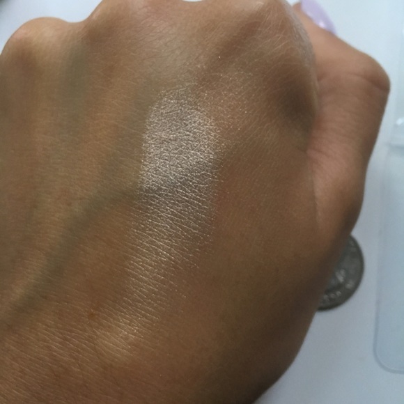 Urban Decay Powder - Picture 3 of 3