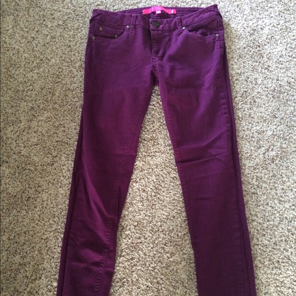 Maroon skinnys barely worn - Picture 3 of 4