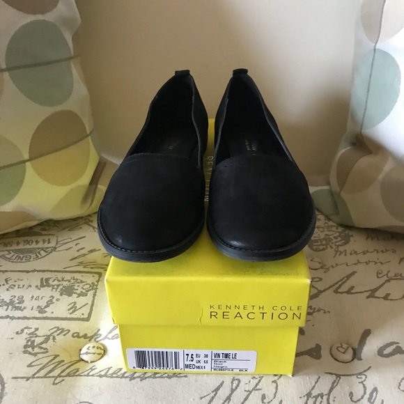 Kenneth Cole Reaction Suede Flats - Picture 1 of 5
