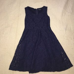 Navy floral girls dress size medium 7/8