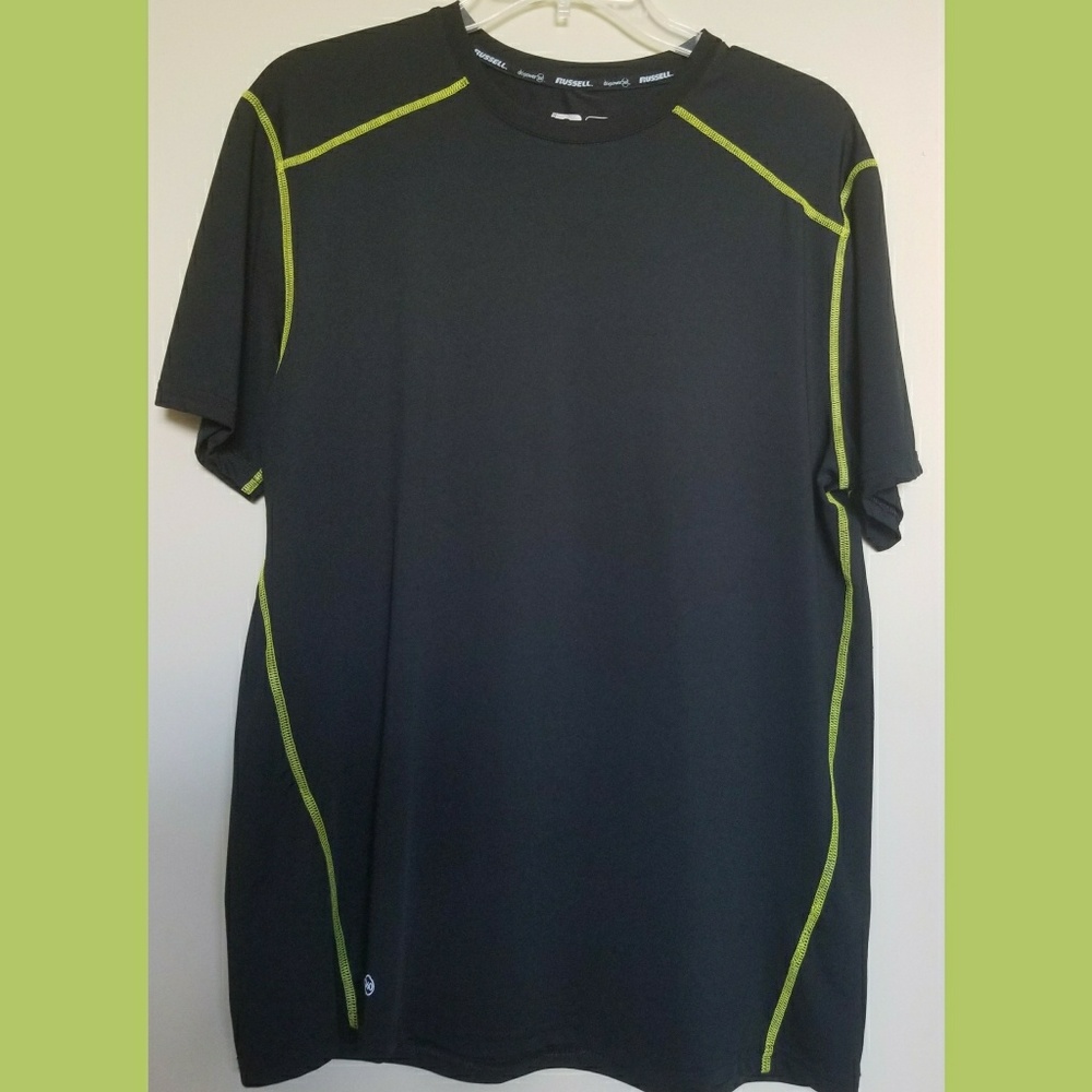 Russell Men's Short Sleeved Tee Shirt