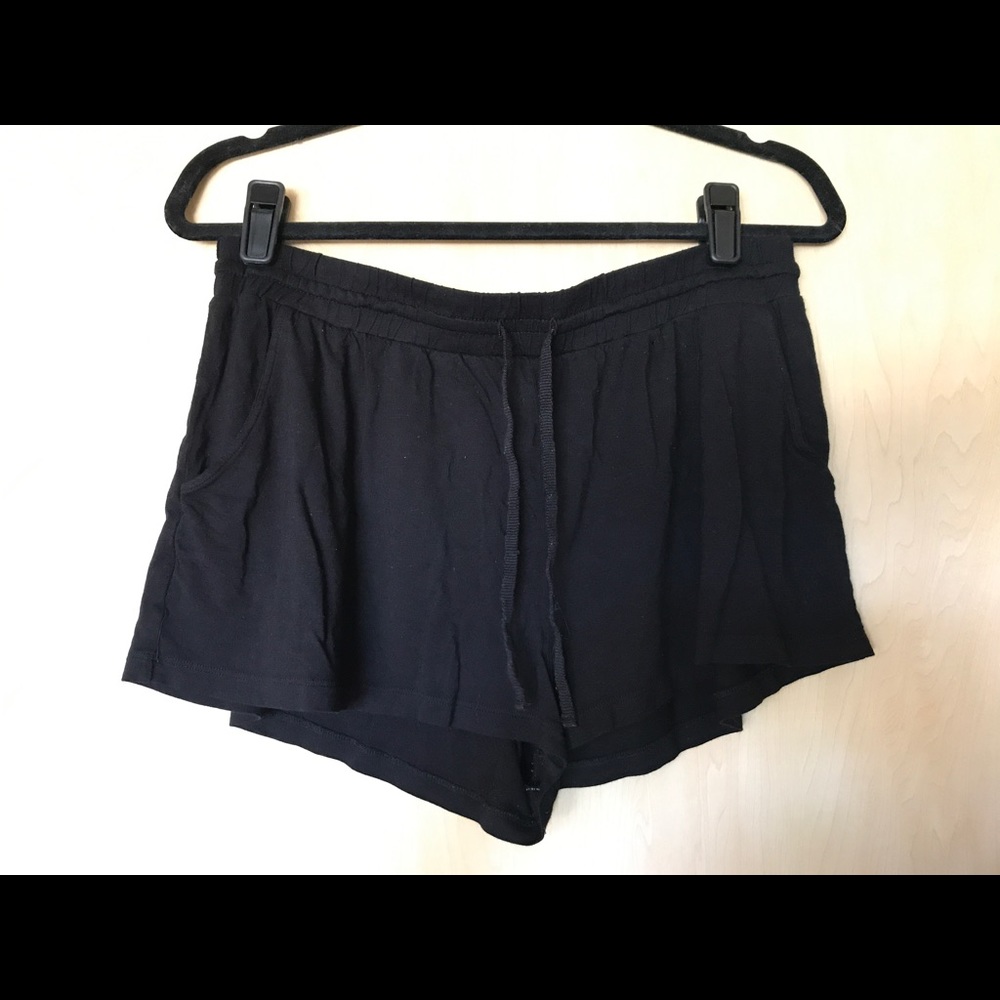 H&M shorts size medium