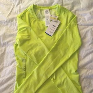 NWT UA cold gear neon sweatshirt size medium