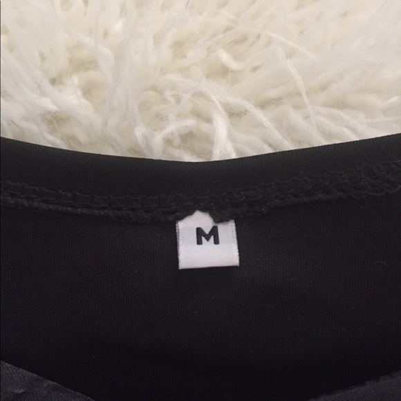 Cute Dolls Kill crop top with Peter Pan collar - Picture 2 of 2