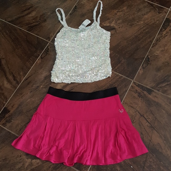 Top - Picture 2 of 2